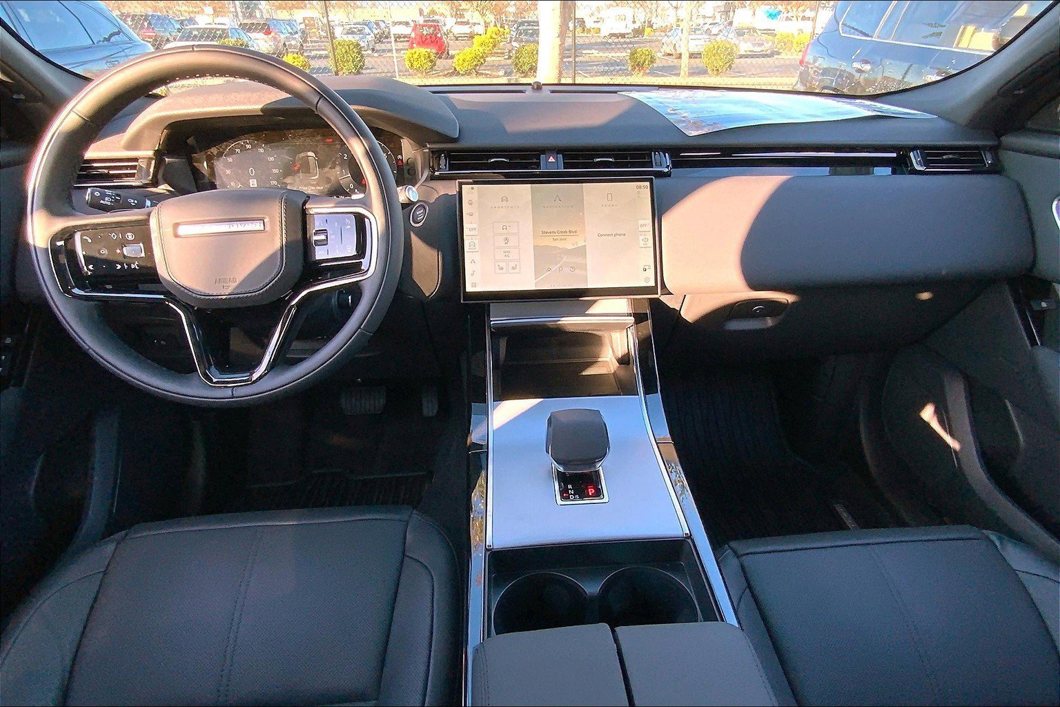 2025 Land Rover Range Rover Velar S photo 4