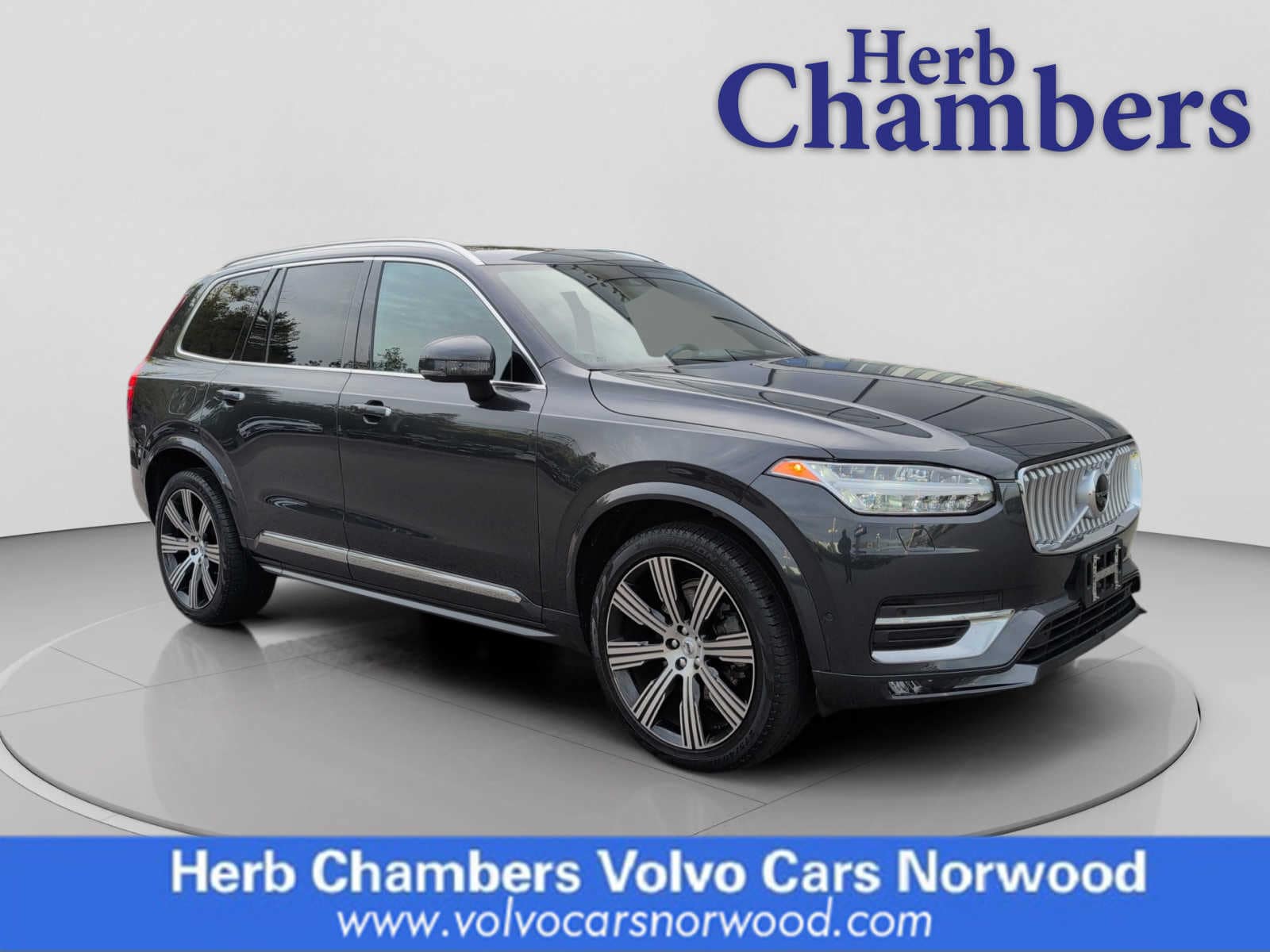 2022 Volvo XC90 Inscription's photo