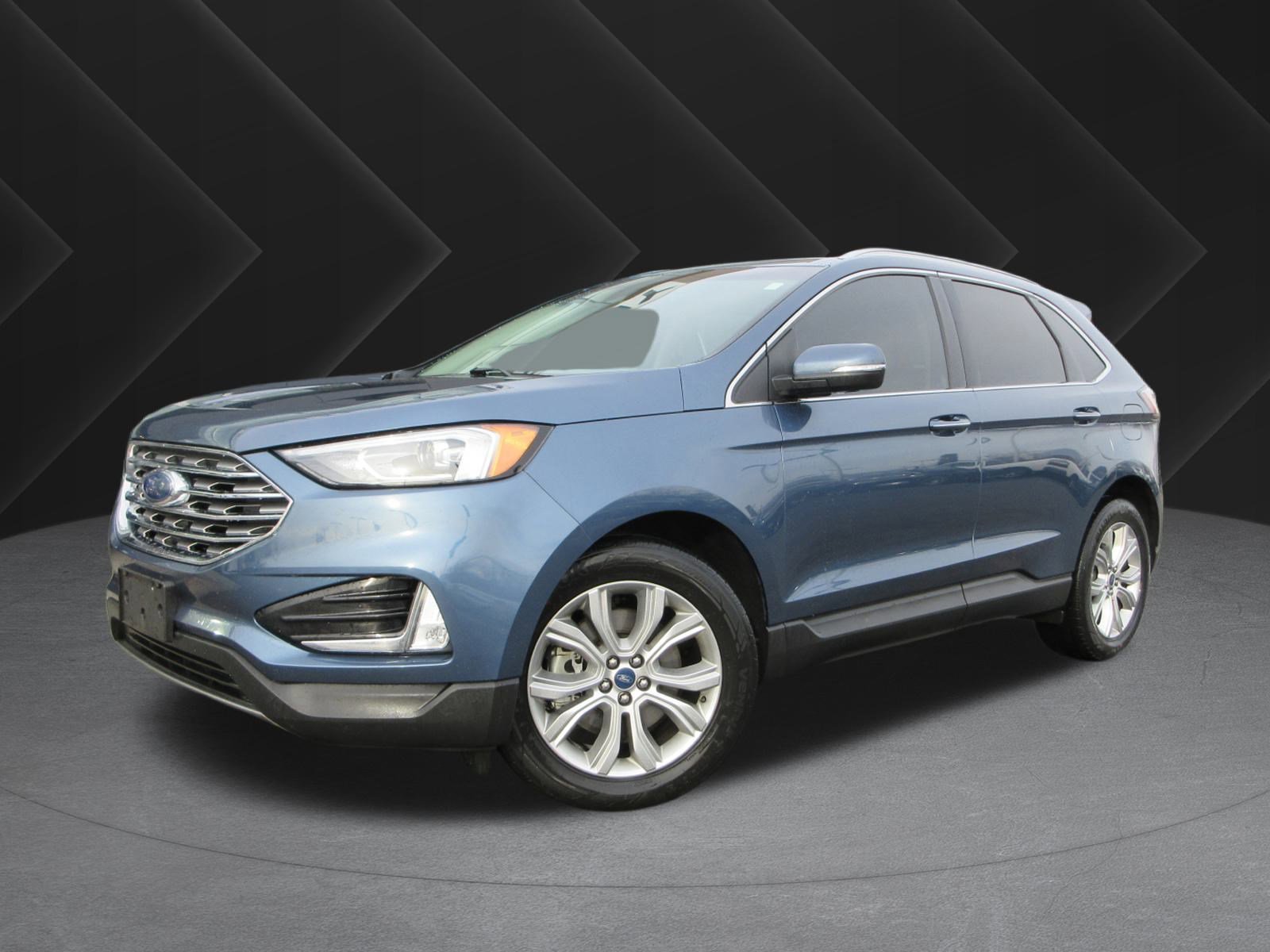 2019 Ford Edge Titanium's photo