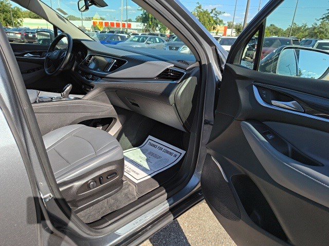2019 Buick Enclave Essence photo 15