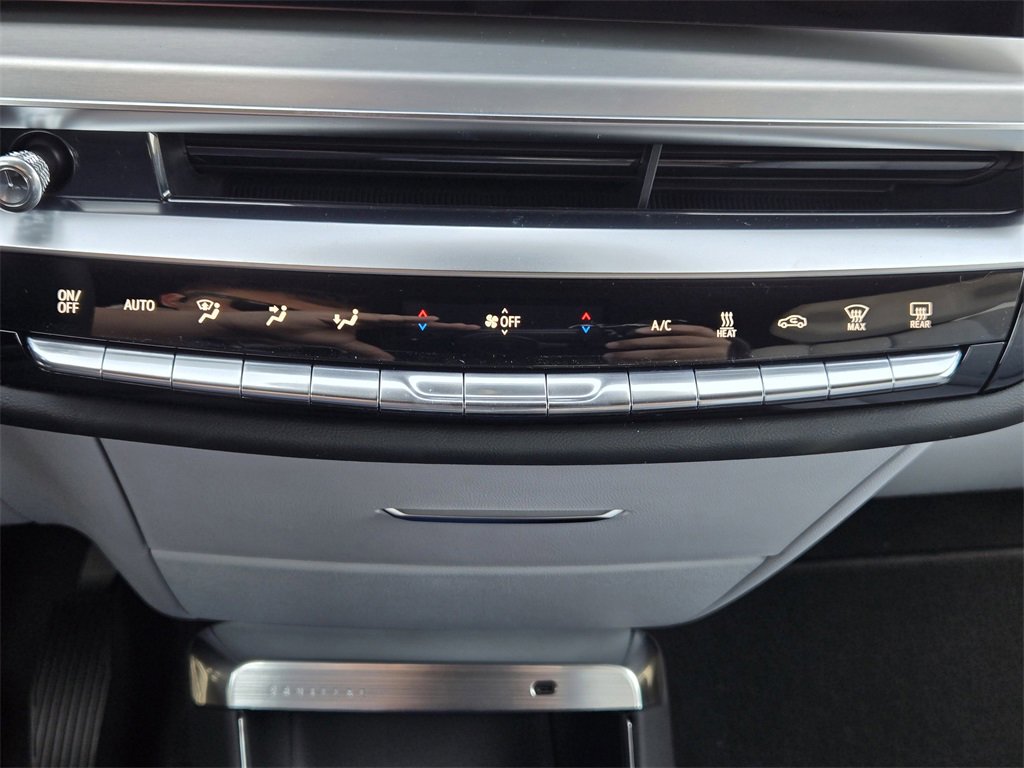 2025 Cadillac Lyriq Sport photo 18