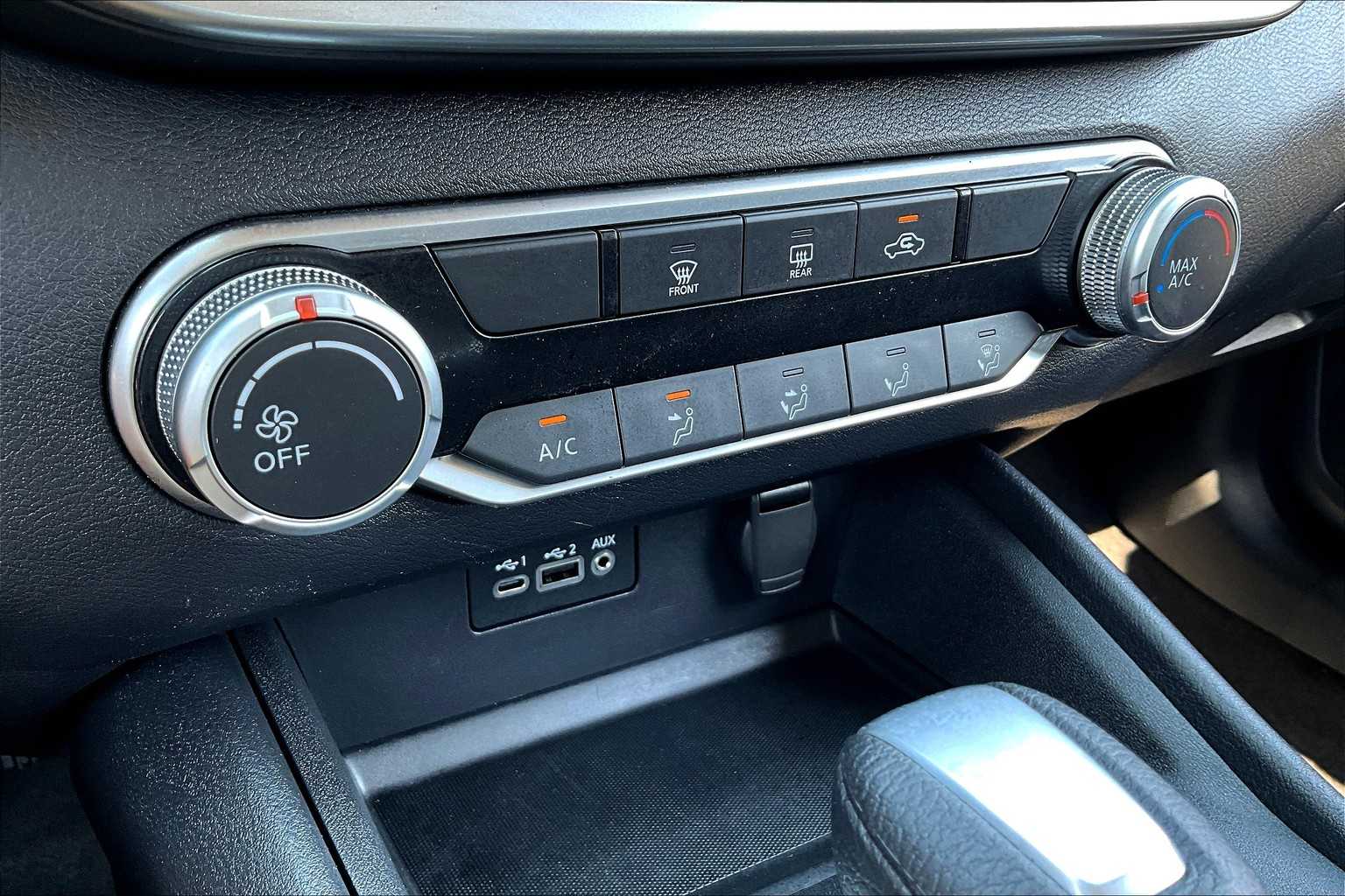 2022 Nissan Altima 2.5 SV photo 35