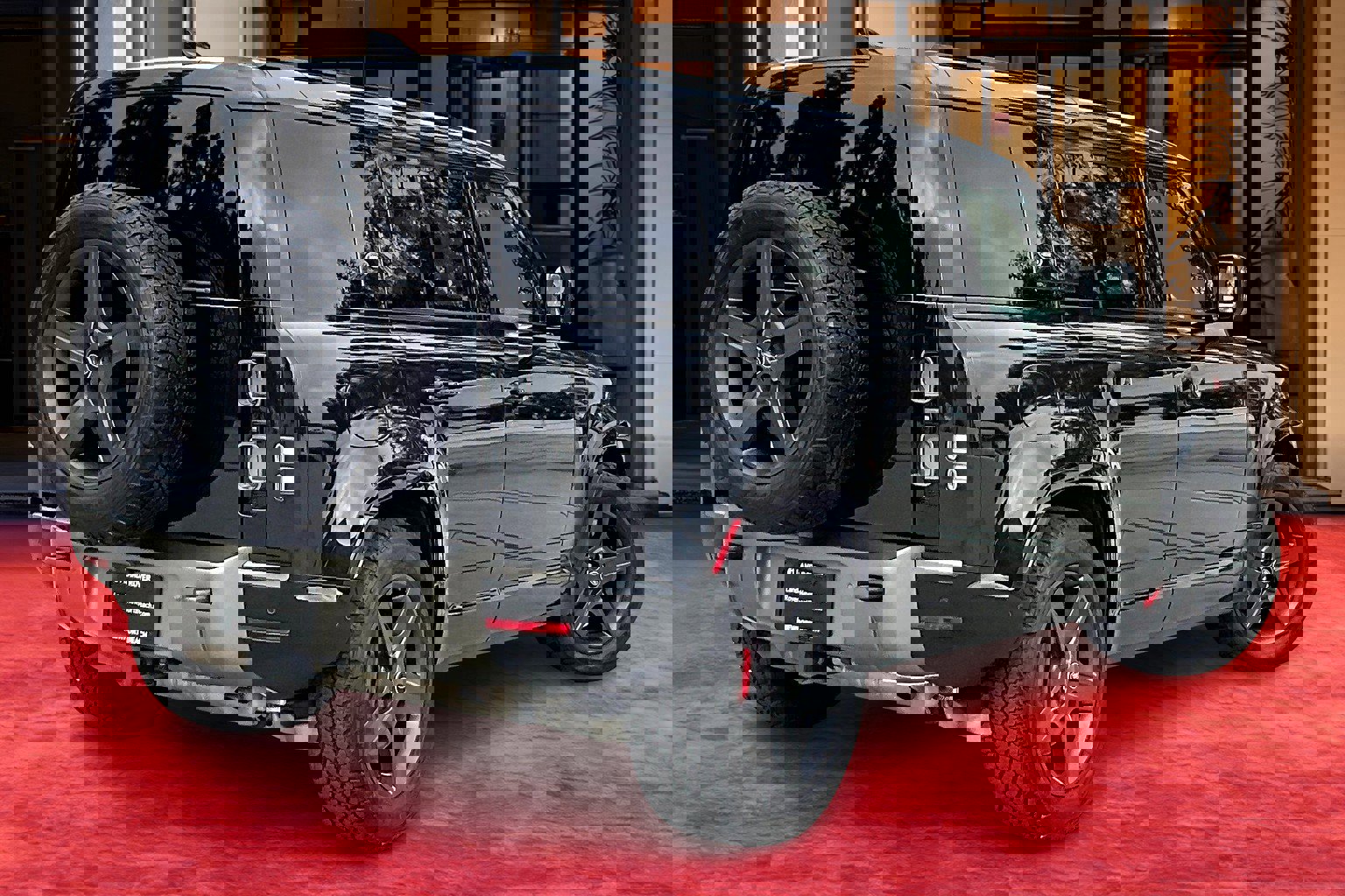 2022 Land Rover Defender X-Dynamic SE photo 7