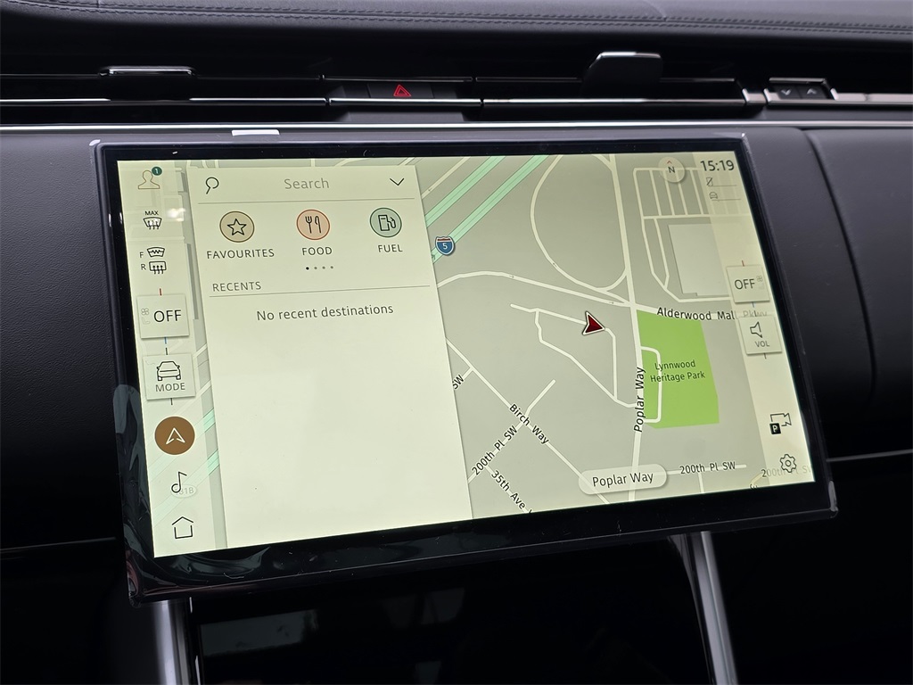 2025 Land Rover Range Rover SE photo 12