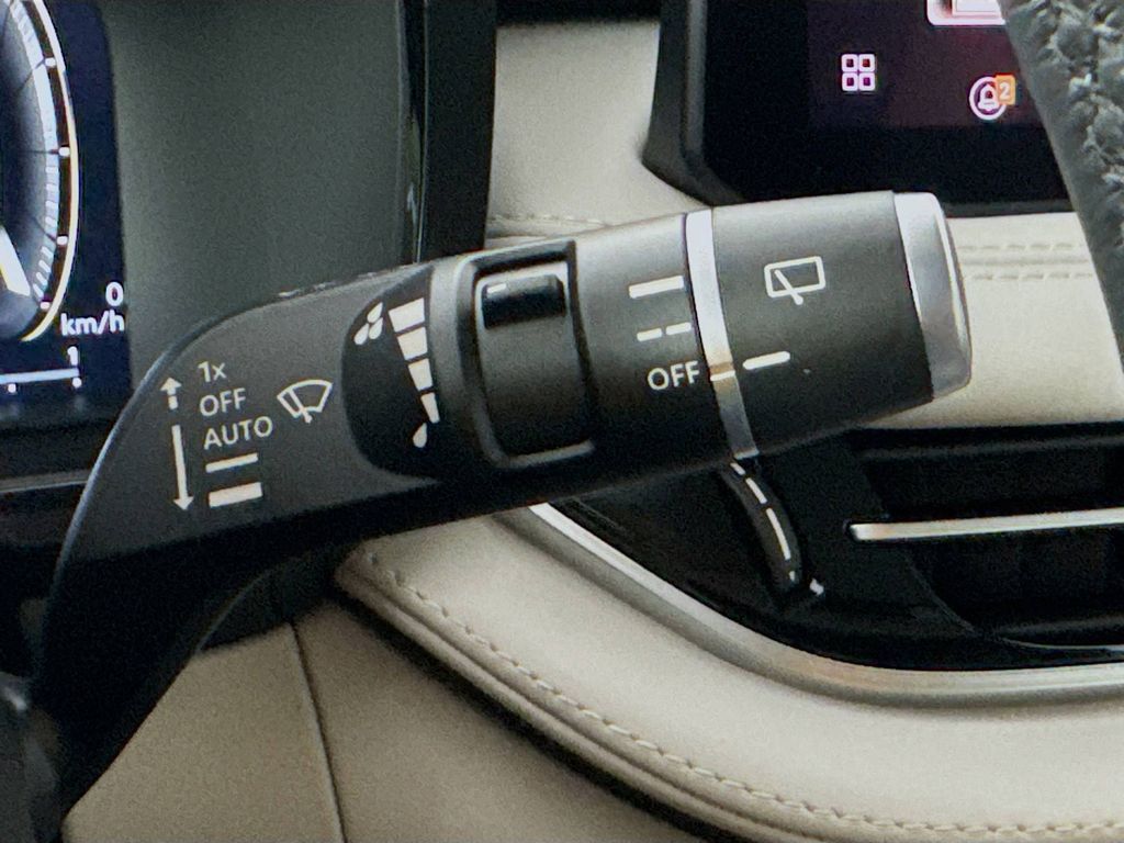 2026 Infiniti QX60 Luxe photo 13