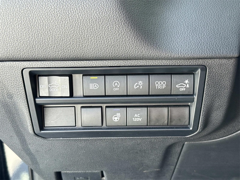 2024 Toyota Tundra Limited photo 21