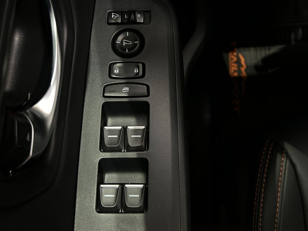 2025 Honda Pilot TrailSport photo 13