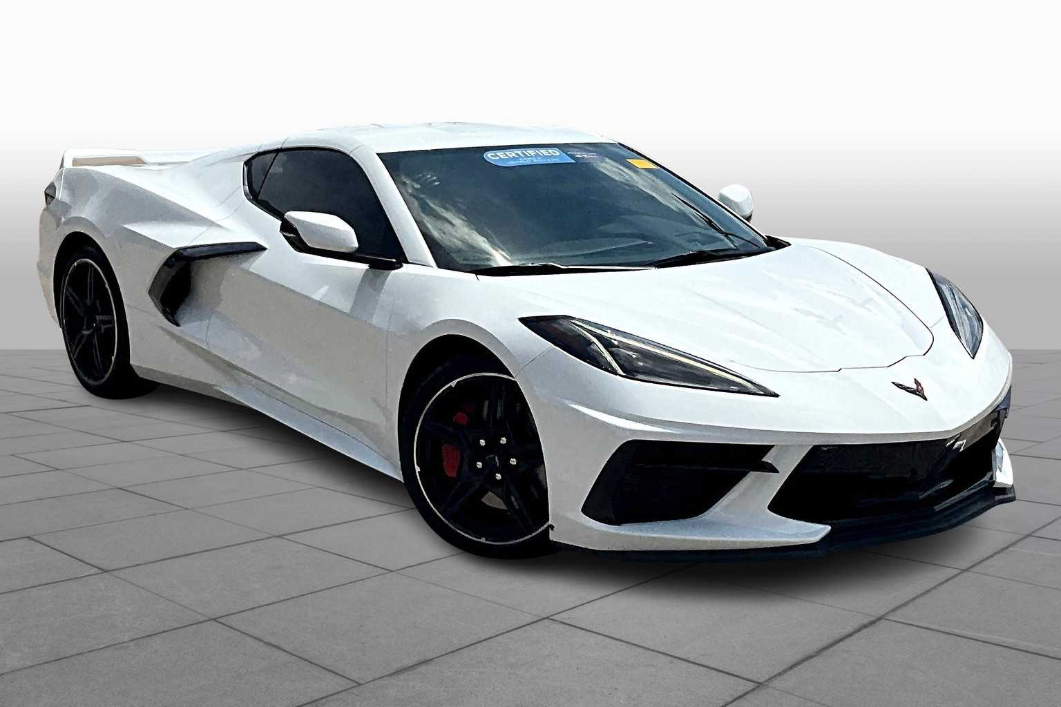 2023 Chevrolet Corvette Stingray 2LT photo 2
