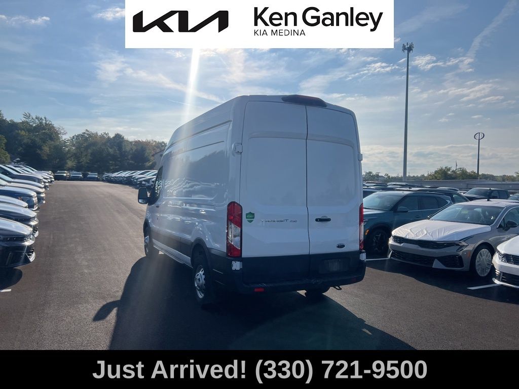 2022 Ford Transit photo 4