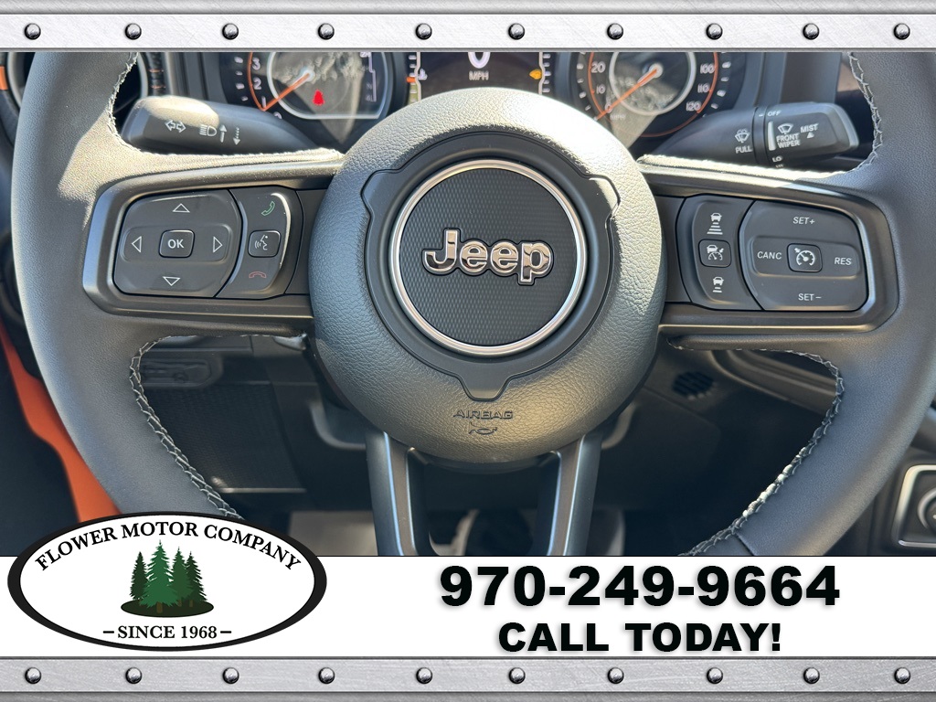 2025 Jeep Gladiator Mojave photo 17