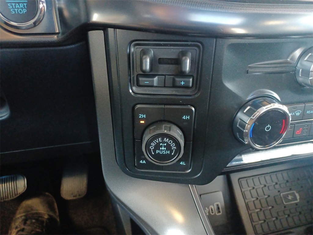 2025 Ford F-150 Lariat photo 32