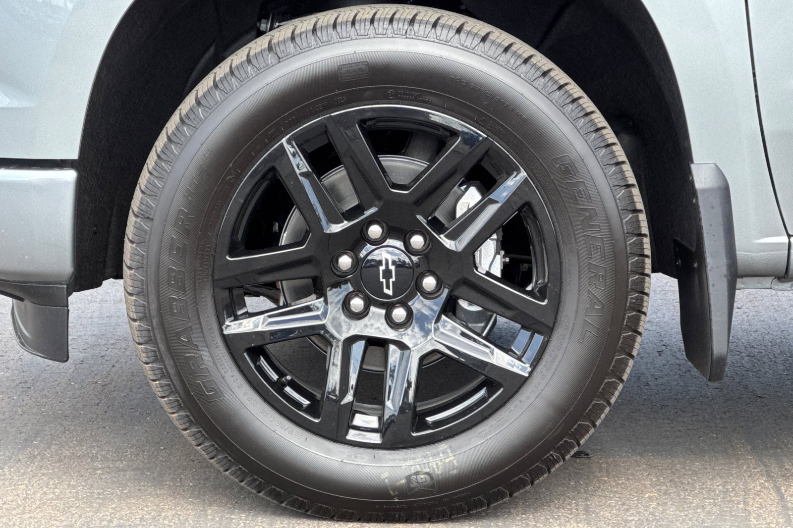 2025 Chevrolet Silverado 1500 Custom photo 23