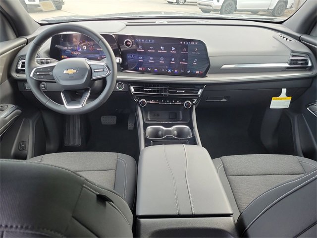 2026 Chevrolet Traverse photo 10