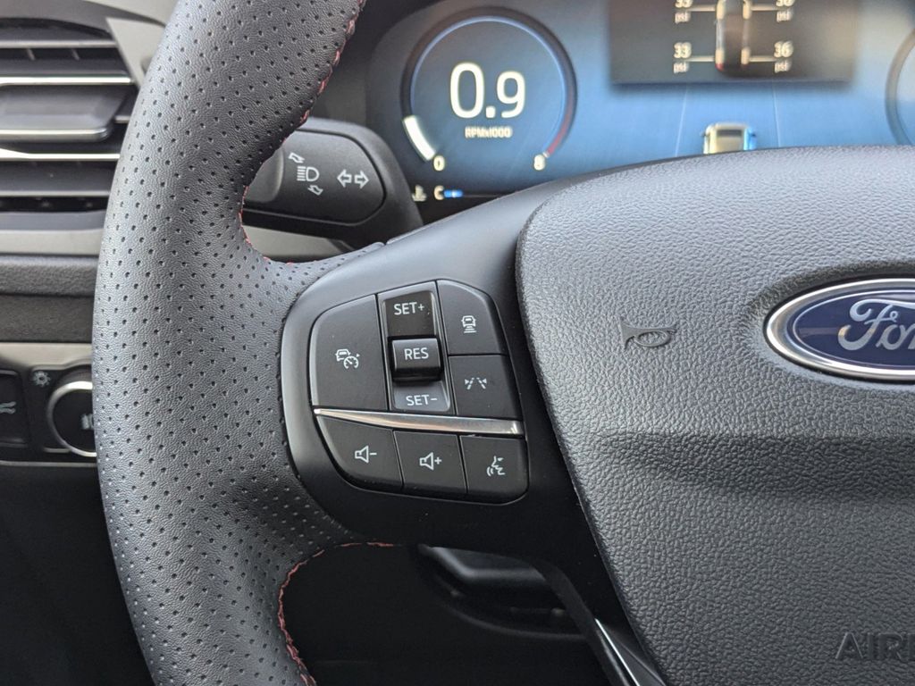2025 Ford Escape Hybrid ST-Line Select photo 21