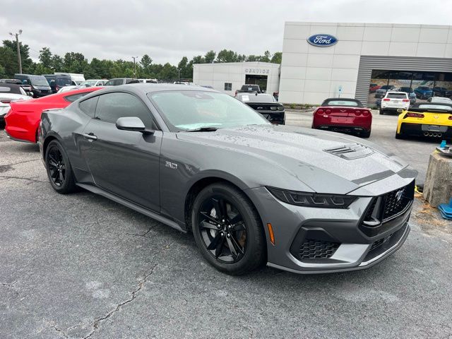 2025 Ford Mustang GT photo 2