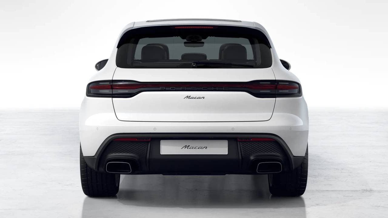 2026 Porsche Macan Base photo 8