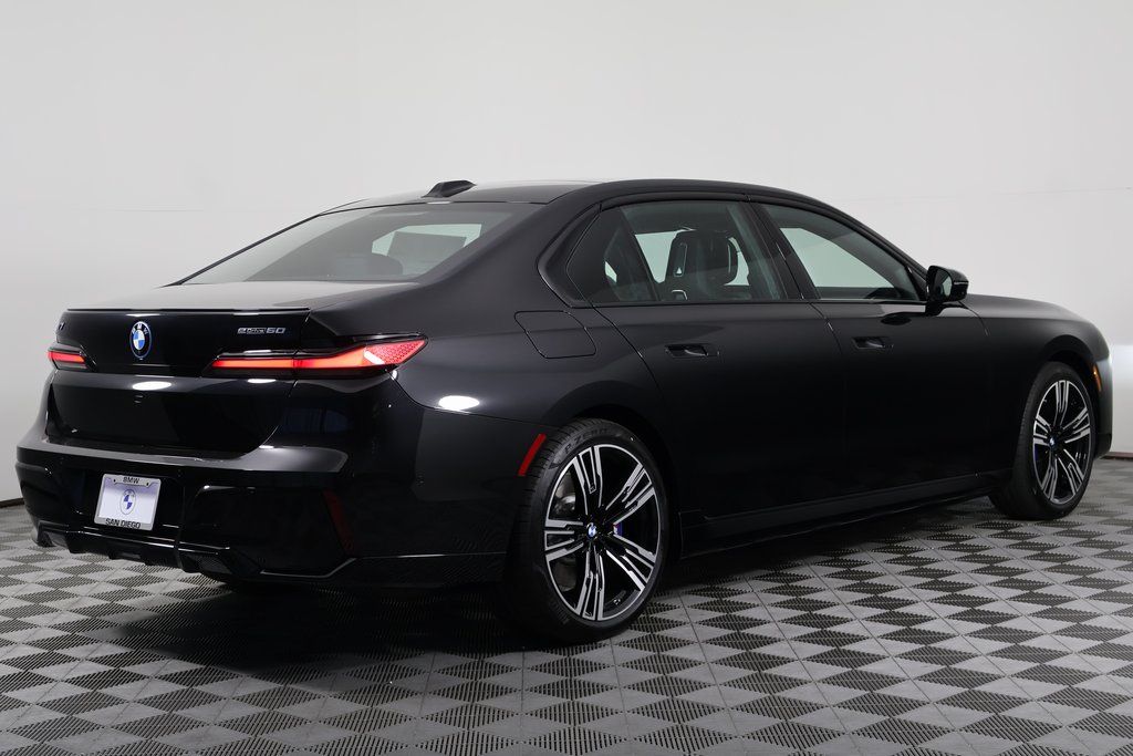 2025 Bmw i7 eDrive50 photo 2