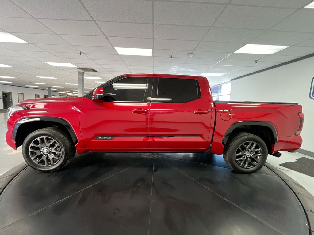2023 Toyota Tundra Platinum photo 4