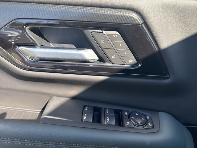 2025 Gmc Yukon XL AT4 photo 8