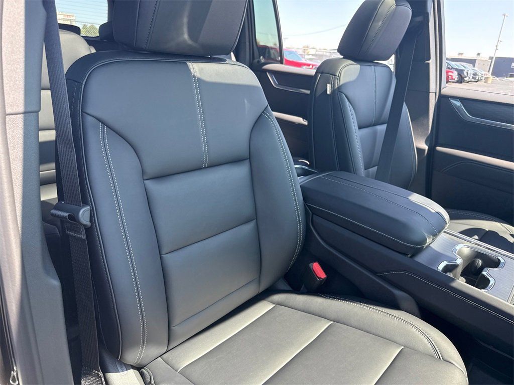 2026 Gmc Acadia Elevation Black Edition photo 37