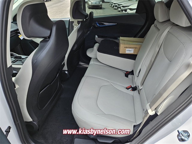 2025 Kia EV6 Wind photo 6
