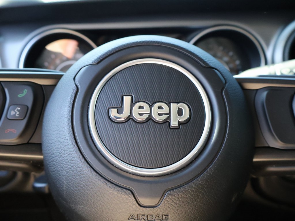 2022 Jeep Gladiator Sport photo 26