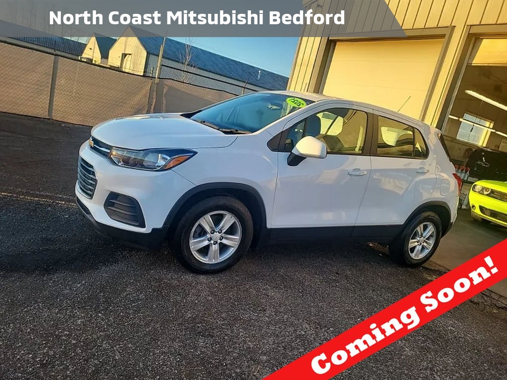 2021 Chevrolet Trax LS's photo