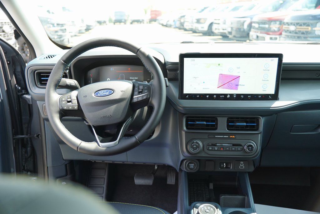 2025 Ford Maverick photo 10