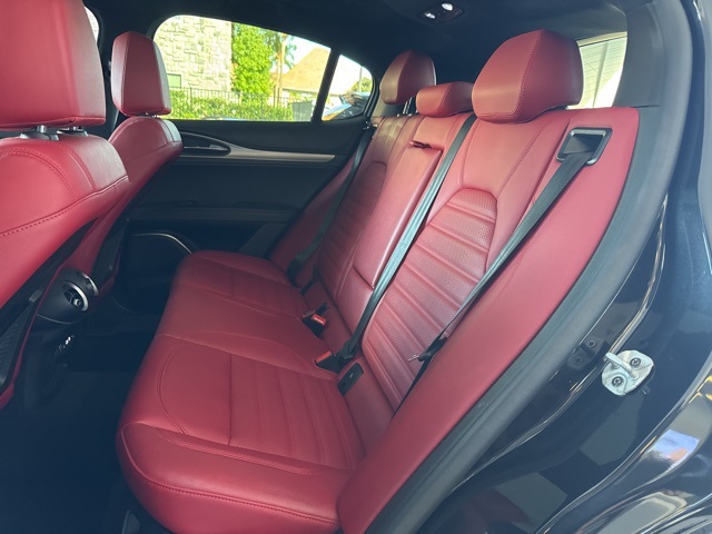 2022 Alfa Romeo Stelvio Ti Sport photo 13