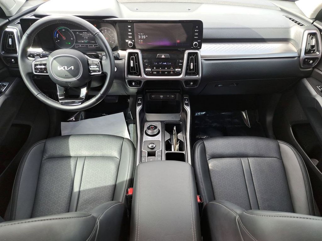 2023 Kia Sorento Hybrid EX photo 15