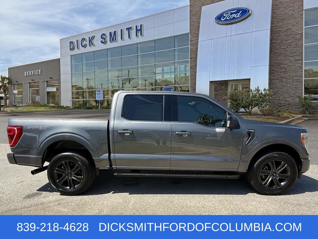 2022 Ford F-150 XLT photo 2