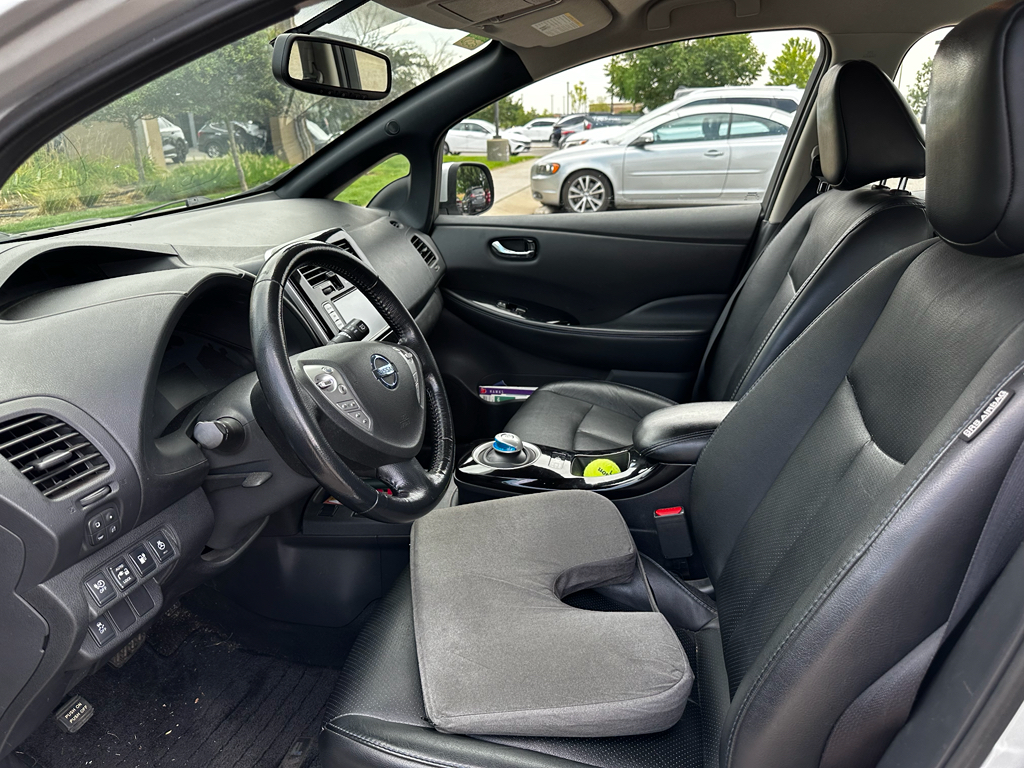 Used 2013 Nissan LEAF SL with VIN 1N4AZ0CP6DC408256 for sale in Loveland, CO