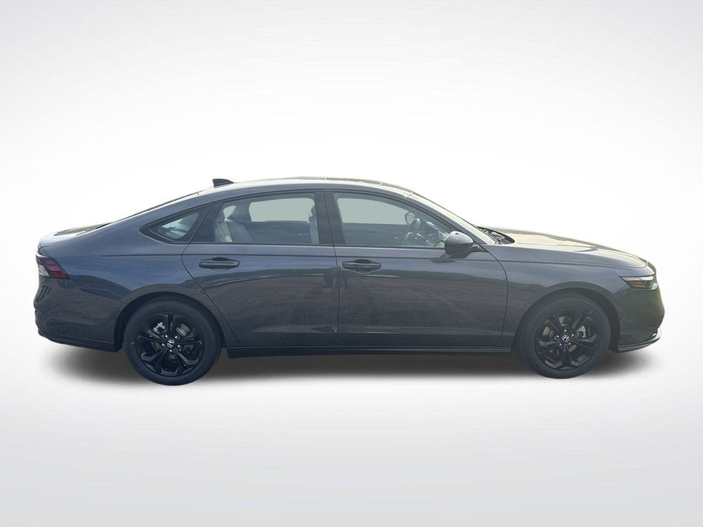 2025 Honda Accord SE photo 3