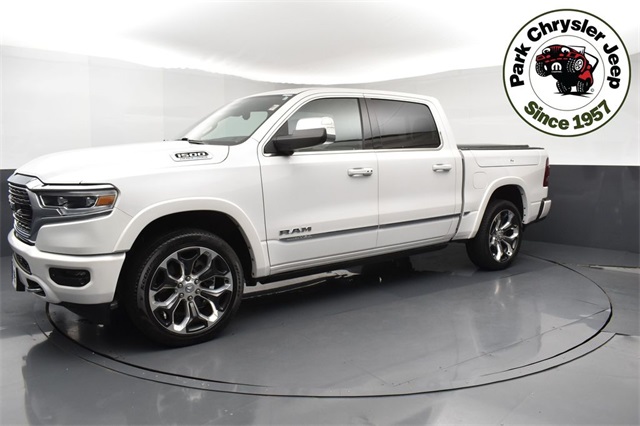 2023 Ram 1500 Limited photo 3