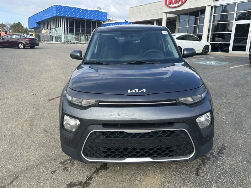 2022 Kia Soul LX photo 2