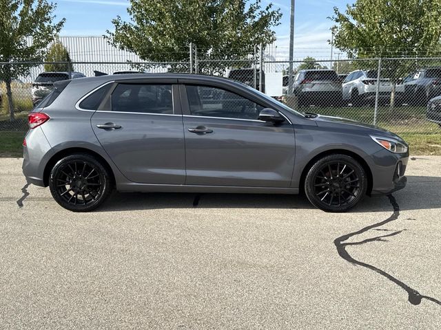2019 Hyundai Elantra GT Base photo 2