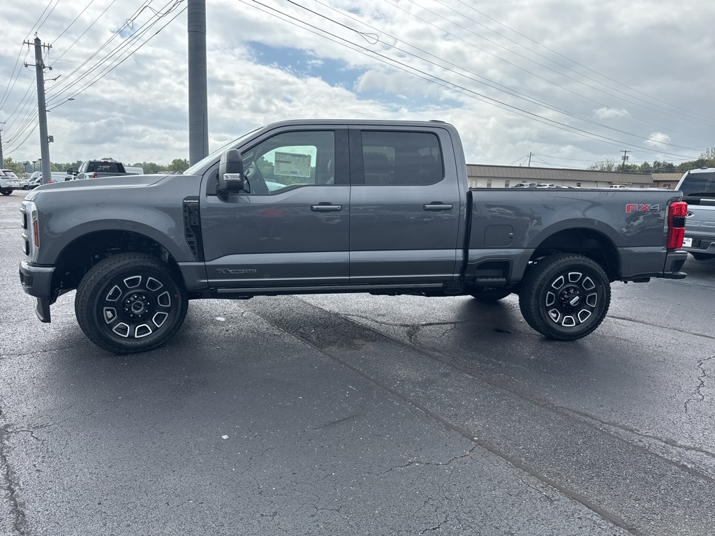 2026 Ford F-350 Platinum photo 4