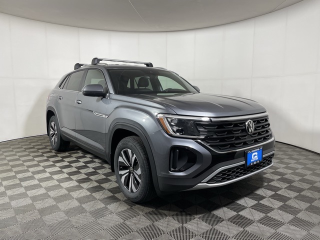 2025 Volkswagen Atlas Cross Sport SE photo 2