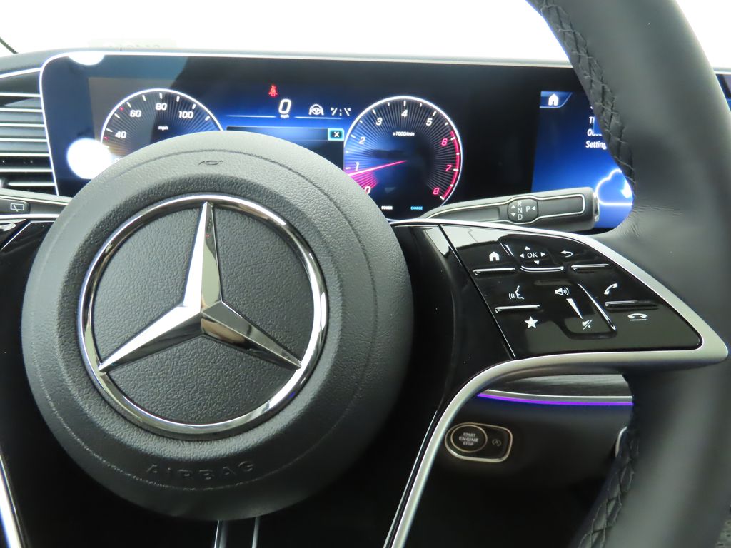 2026 Mercedes Benz GLS 450 4MATIC photo 12