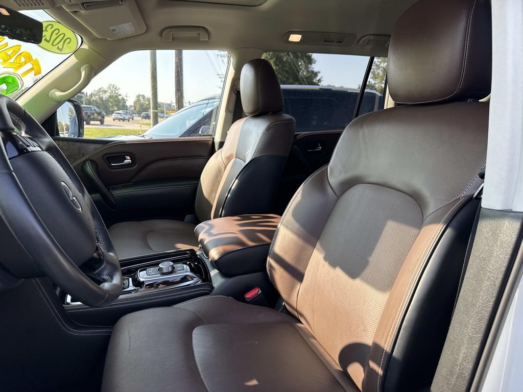 2023 Infiniti QX80 Premium Select photo 15