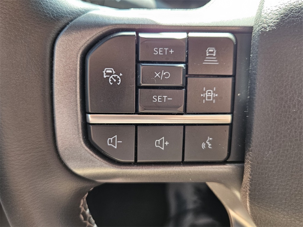 2023 Ford F-150 XLT photo 21
