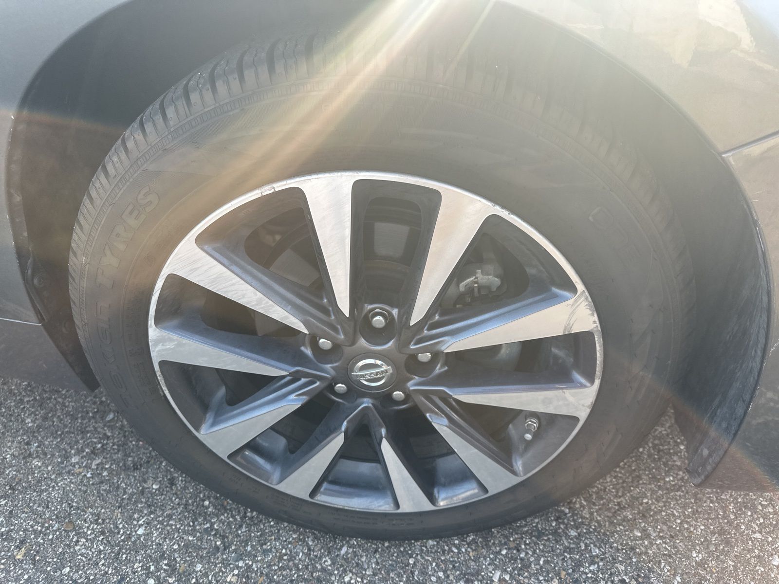 2017 Nissan Altima 2.5 SV photo 4