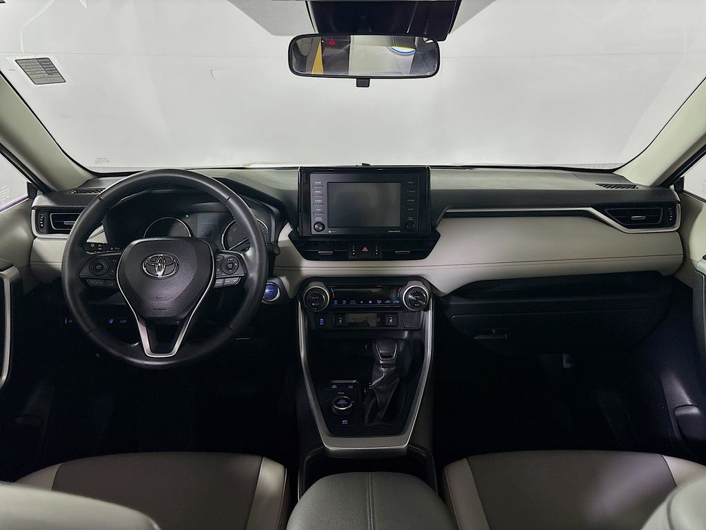 2022 Toyota RAV4 Hybrid XLE Premium photo 11
