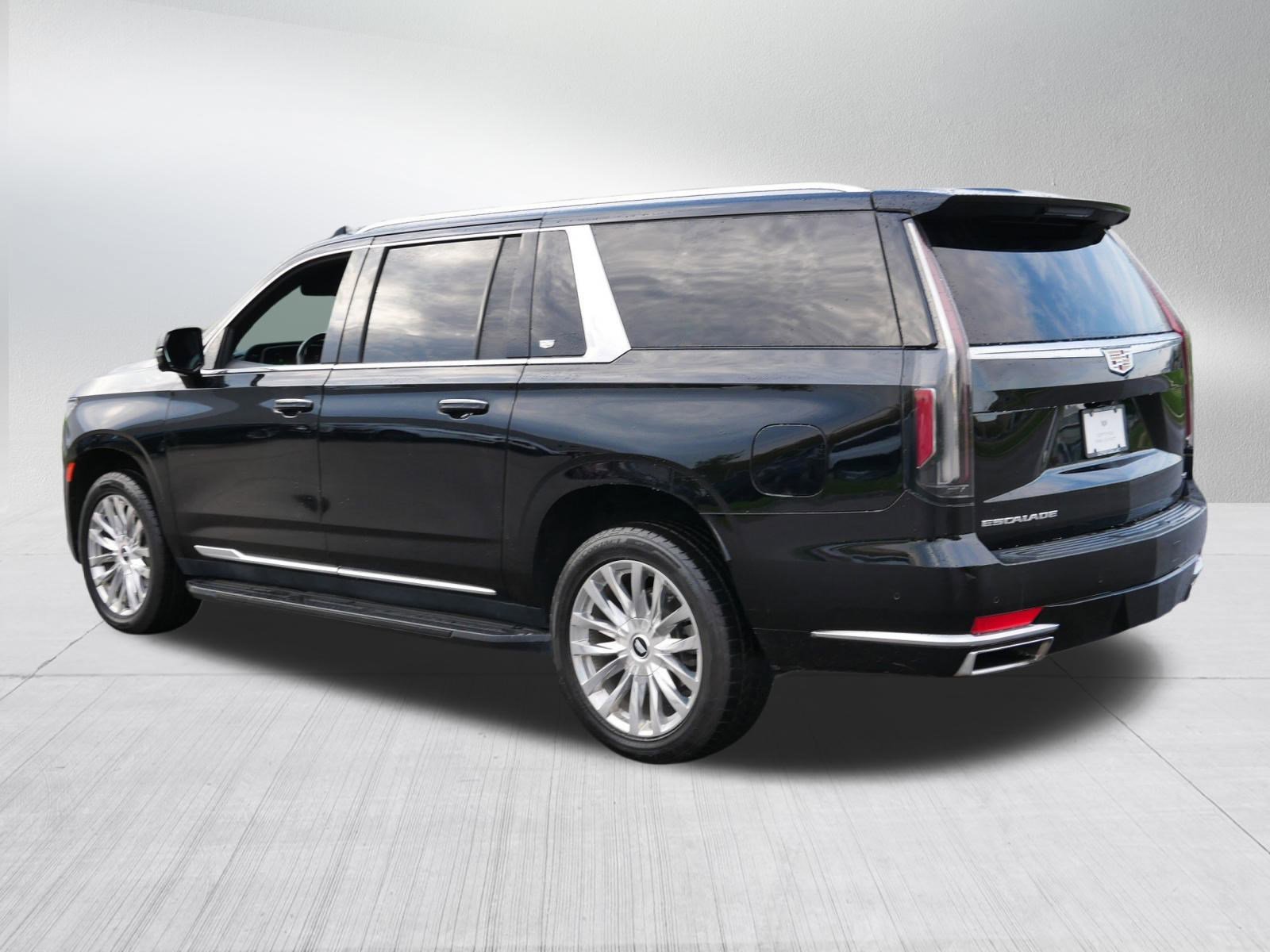 2023 Cadillac Escalade ESV Premium Luxury photo 4