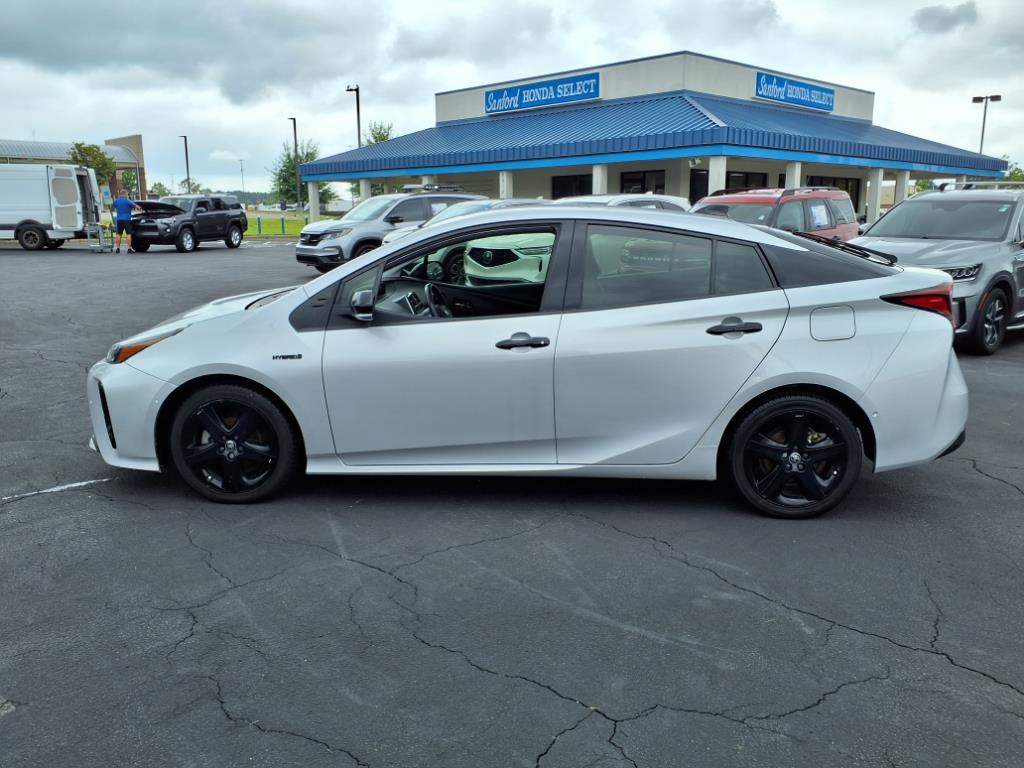 2022 Toyota Prius XLE photo 21