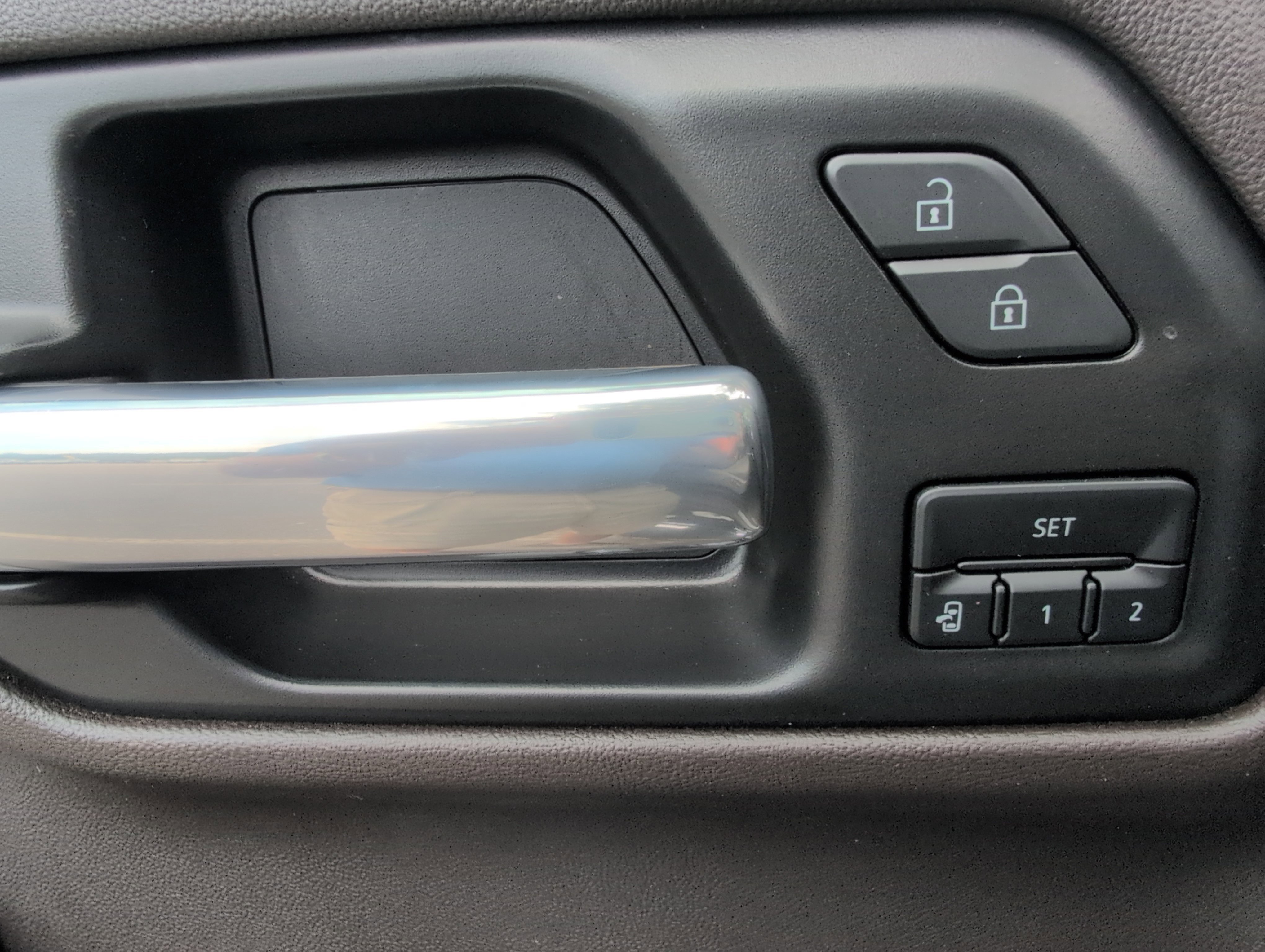 2021 Gmc Sierra 1500 SLT photo 3