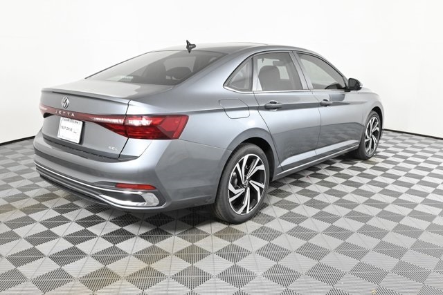 2025 Volkswagen Jetta 1.5T SEL photo 4