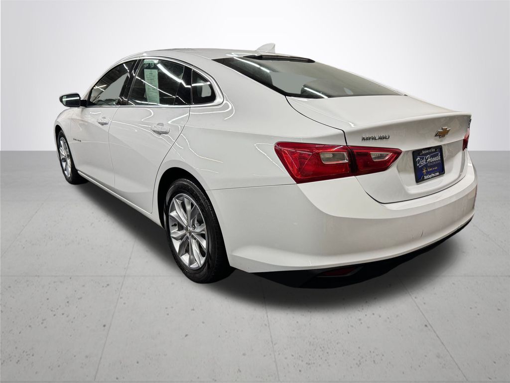 2023 Chevrolet Malibu 1LT photo 3