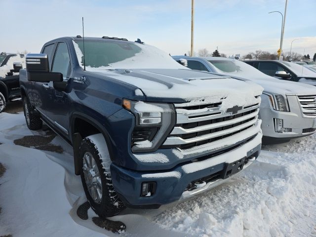 2024 Chevrolet Silverado 3500HD High Country's photo