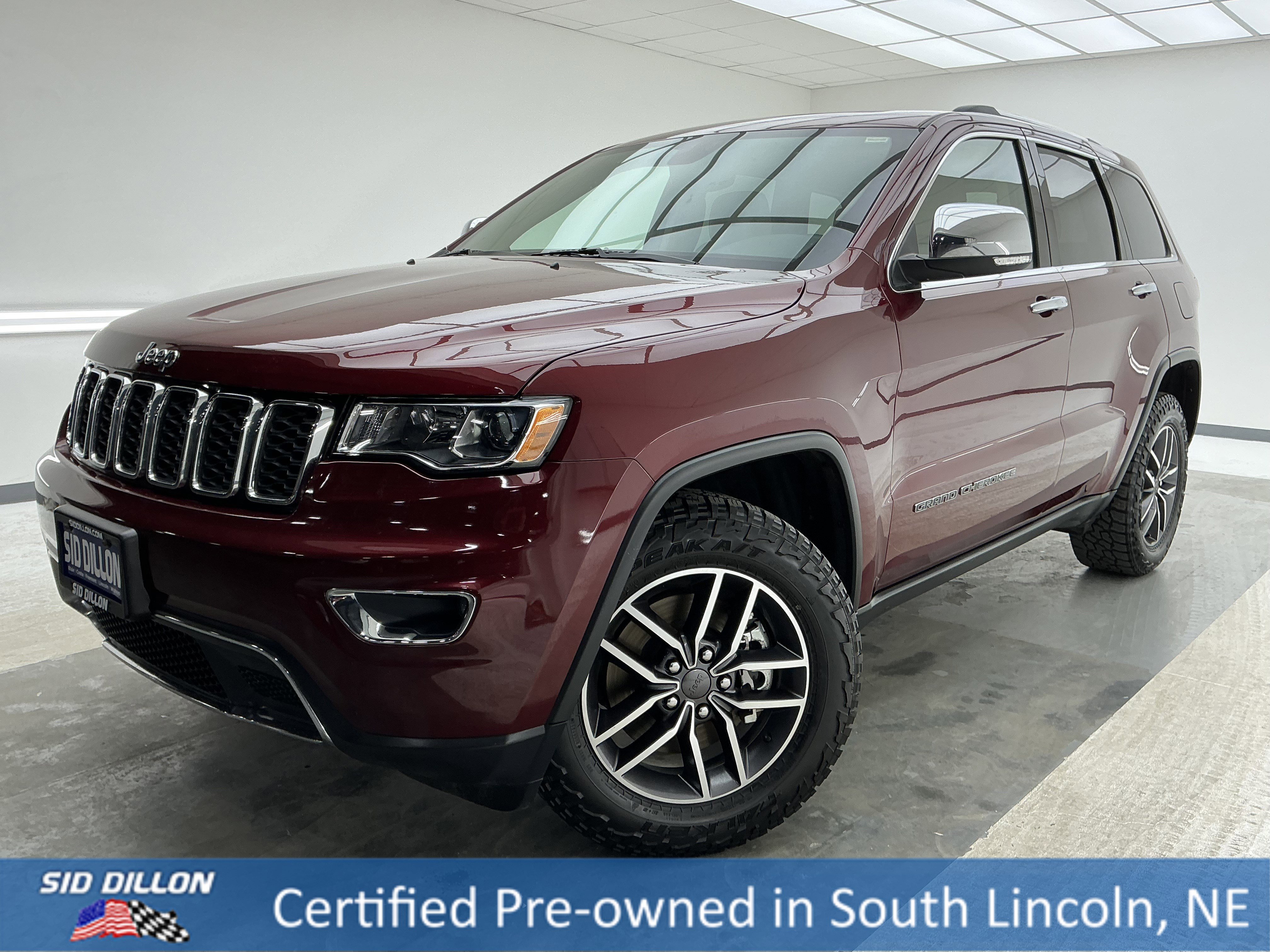 2021 Jeep Grand Cherokee Limited's photo